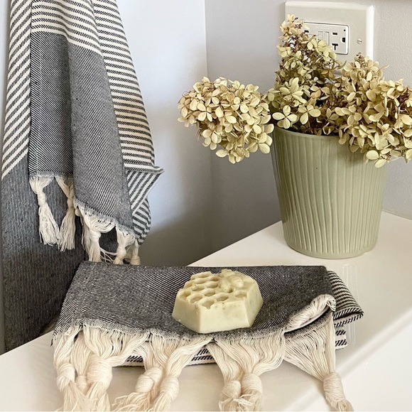 Hand towel set of 2. 100% Turkish cotton - Picture 4 of 7